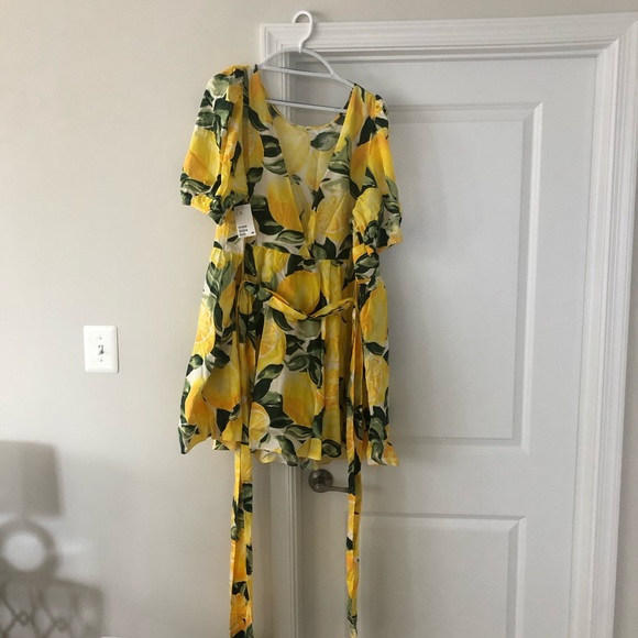 Dress - Picture 2 of 4